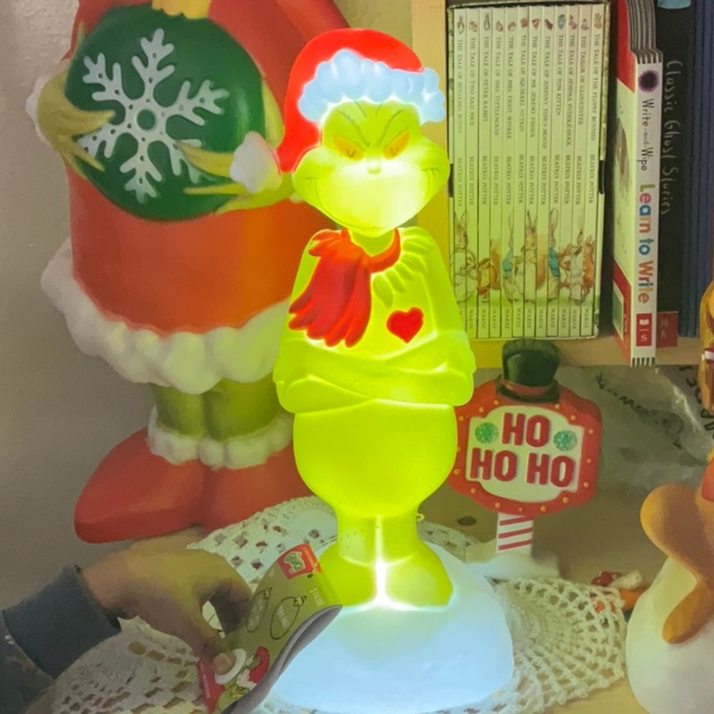 Grinch Blow Mold